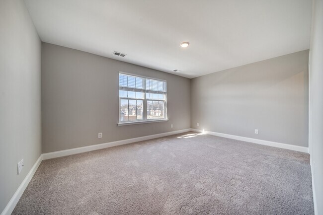 Building Photo - 1398 Wentworth Dr