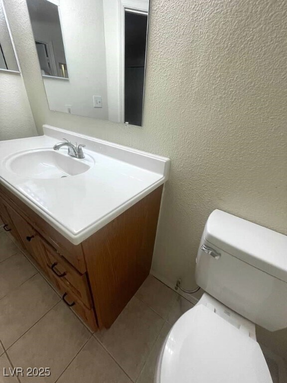 Building Photo - 1608 N Torrey Pines Dr