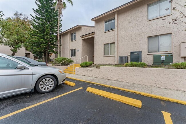 Building Photo - 5503 Pokeweed Ct
