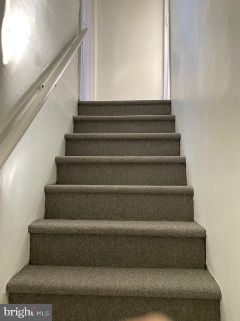 Building Photo - 905 Stone Rd