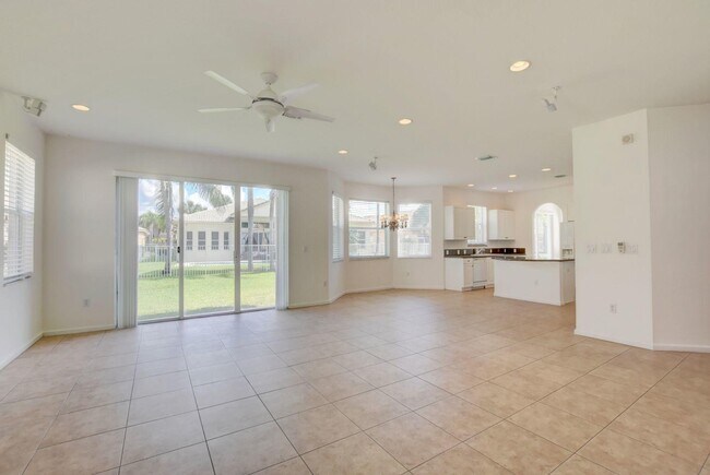Building Photo - 7553 Greenville Cir
