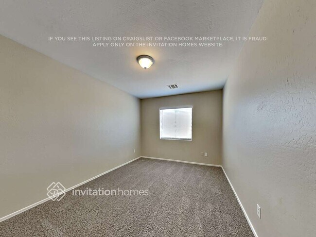 Building Photo - 12650 W Willow Ave