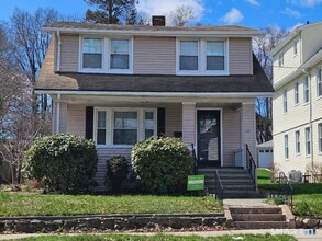 Building Photo - 356 Townsend Ave