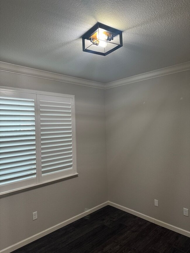 Building Photo - Home for Rent in Roseville CA