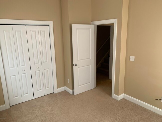 Building Photo - 1414 Bowfin Ln