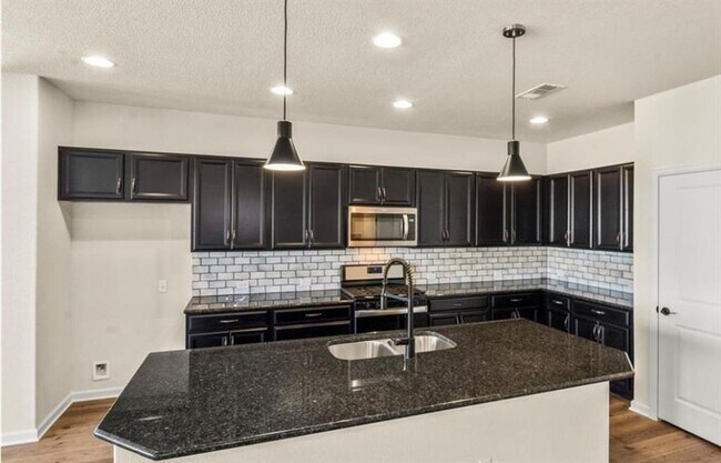 Building Photo - 100 Stone Fork Ln