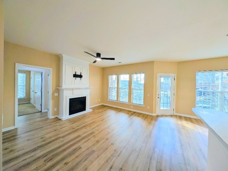 Building Photo - 15029 Santa Lucia Dr