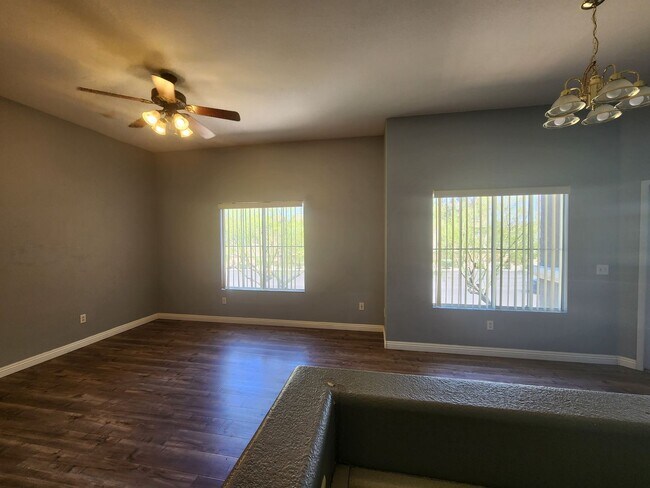 Building Photo - Cozy Condo in the Heart of Green Valley