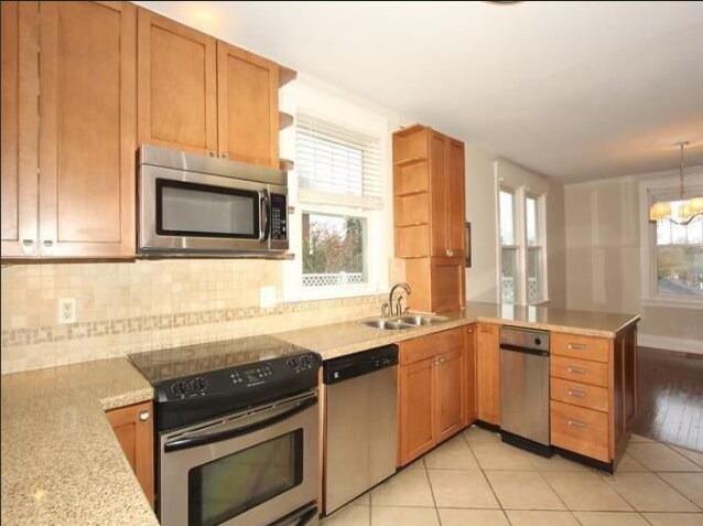 Building Photo - 116 North Street