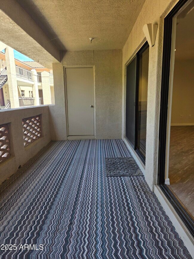 Building Photo - 5104 N 32nd St