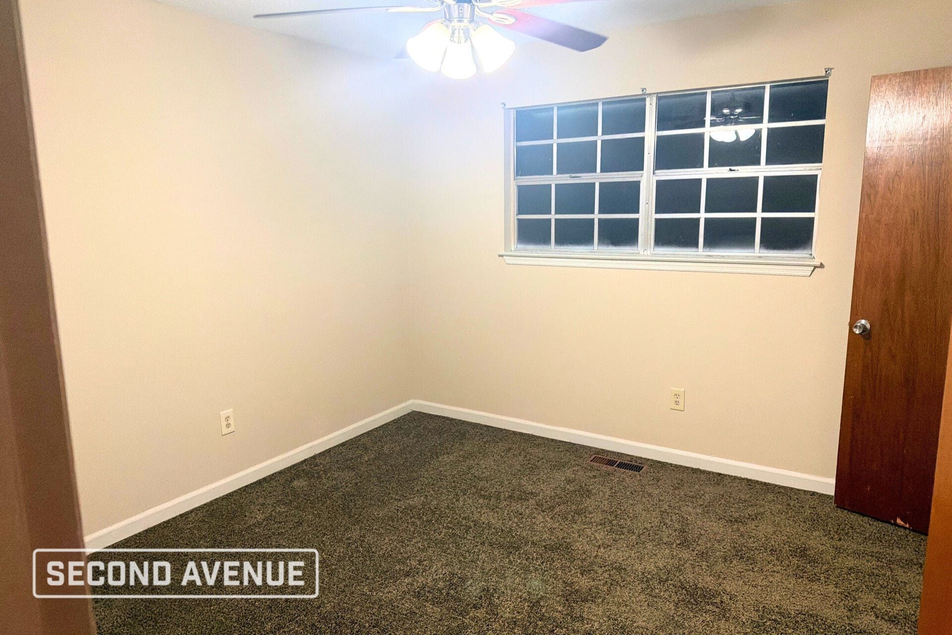 Building Photo - 1226 Oakwood St