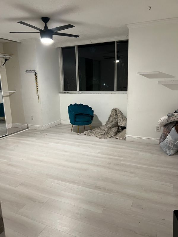 Building Photo - 5080 Elmhurst Rd