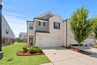 Building Photo - Gorgeous 3 BR/2.5 BA Townhome in Marietta-...