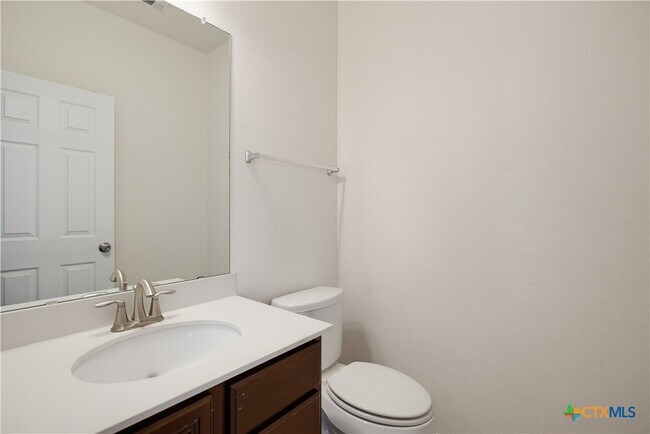 Building Photo - 161 Cushman Dr