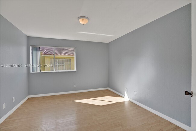 Building Photo - 12760 Vista Isles Dr