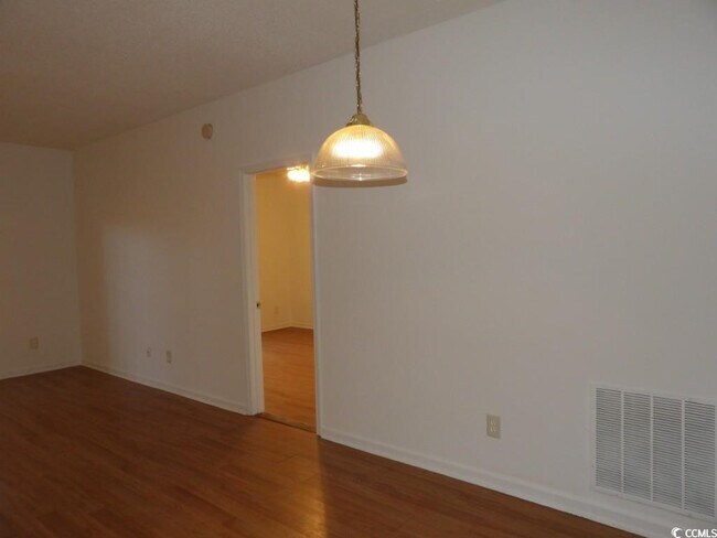 Building Photo - 1058 Sea Mountain Hwy