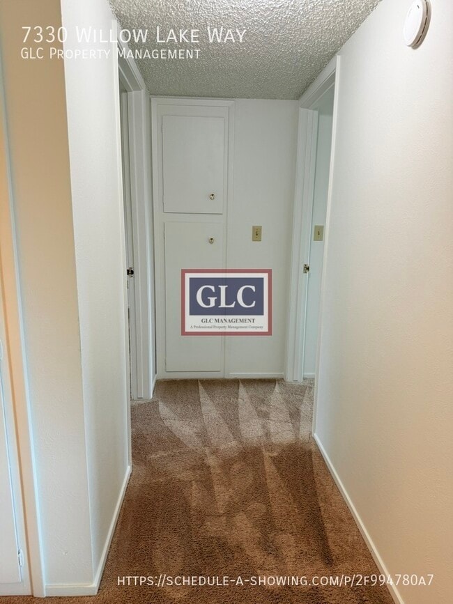 Building Photo - 7330 Willow Lake Way