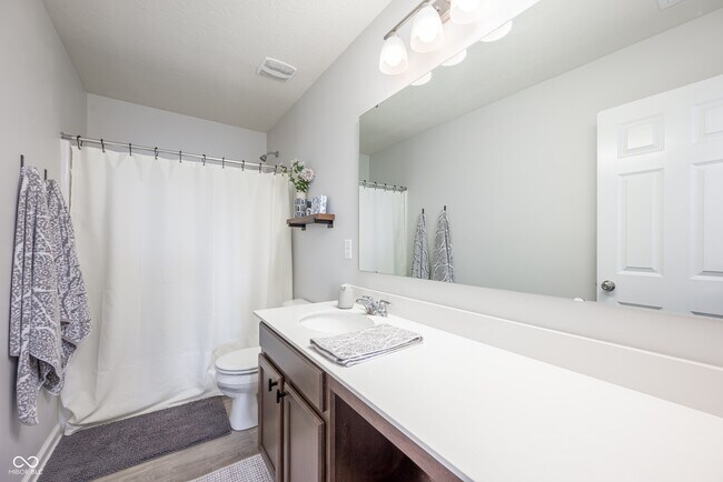 Building Photo - 10848 Sablecliff Wy