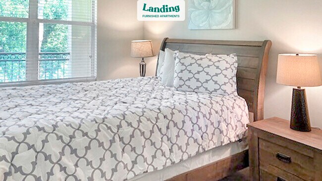 Building Photo - 3443 Kingsboro Rd NE