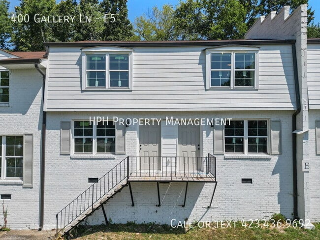 Building Photo - 400 Gallery Ln