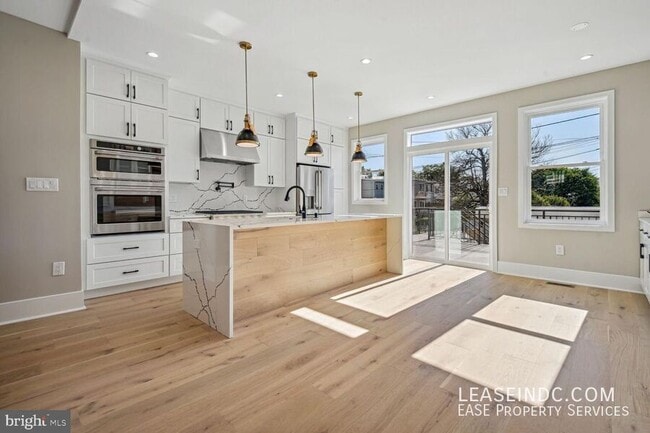 Building Photo - 4012 5th St NW