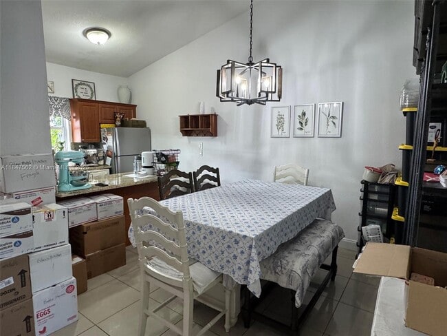 Building Photo - 6405 SW 132nd Ct Cir