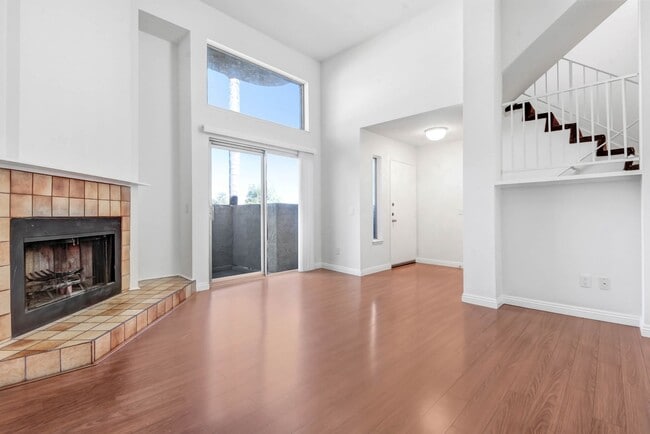 Building Photo - Coming Soon! 2 bedroom, 2.5 bath, 2 story condominium!