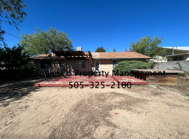 Building Photo - 3 Bedroom 2 Bath and 2 Car Garage