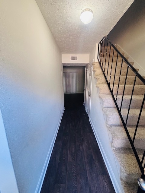 Building Photo - 3890 E Ponce de Leon Ave