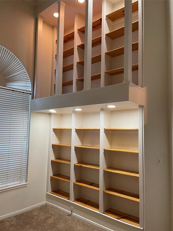 Building Photo - 9410 Creek Vine Dr