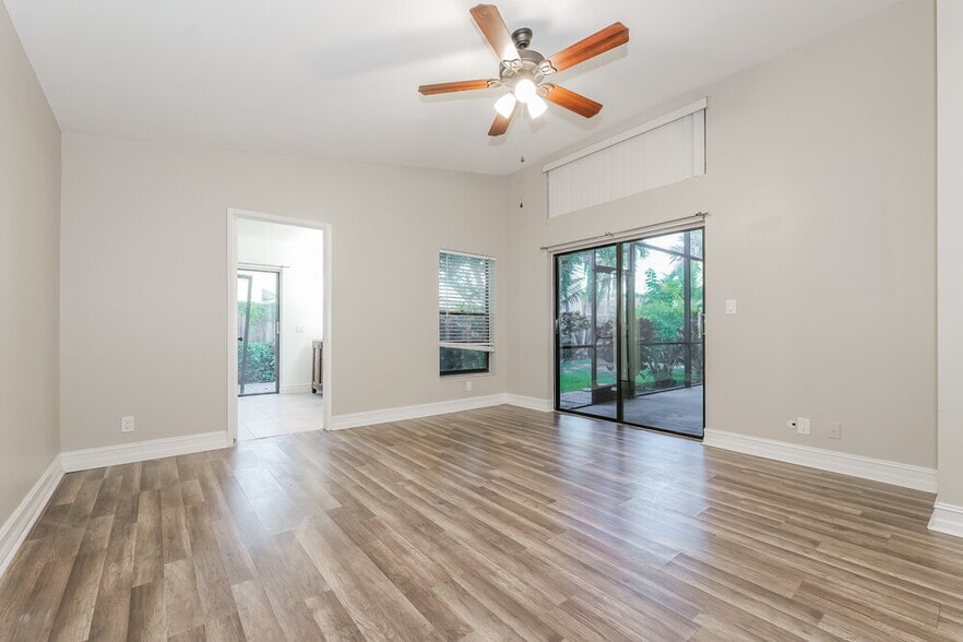 Building Photo - 21020 Woodspring Ave
