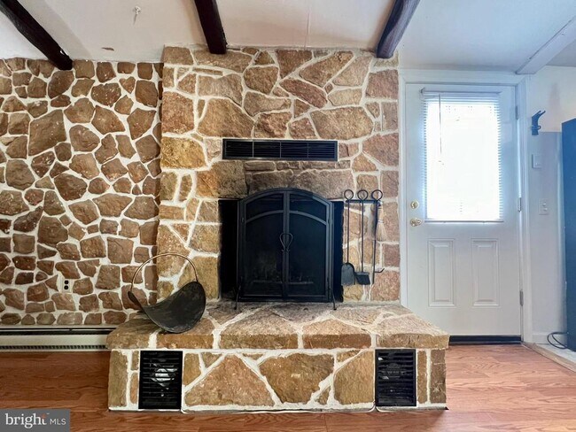 Building Photo - 117 Audubon Rd