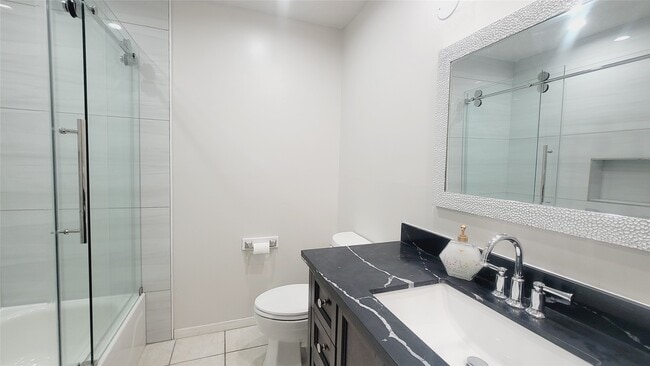 Building Photo - 16002 Maple Acres Ct