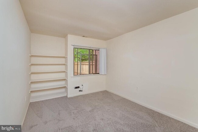Building Photo - 1764 Wainwright Dr