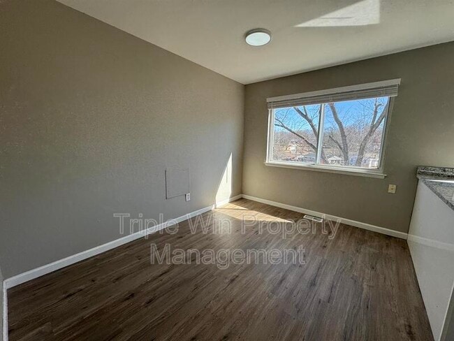 Building Photo - 5122 Ville Maria Ln