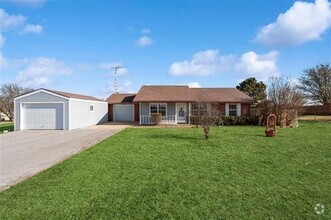 Building Photo - 12352 NE Keeney Rd
