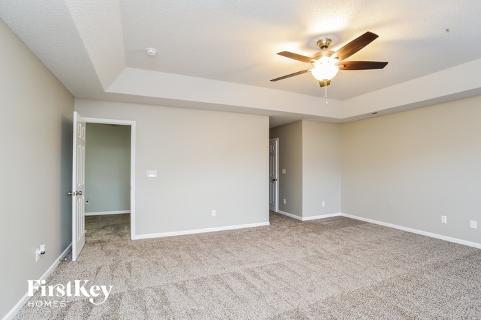 Building Photo - 4033 Cascade Dr