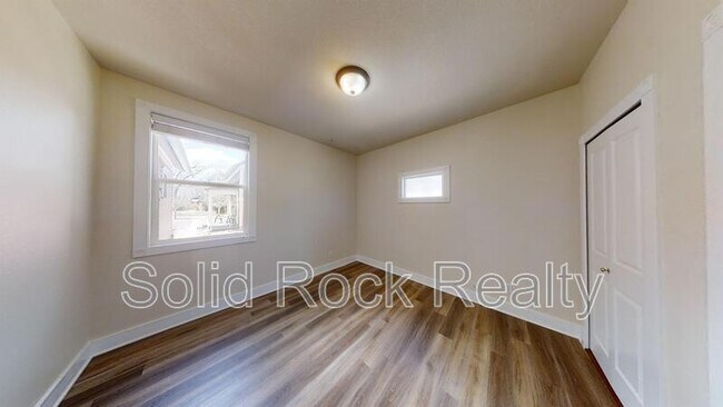 Building Photo - 809 N Wahsatch Ave