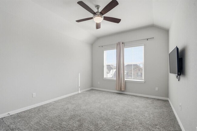 Building Photo - 1009 Calendula Trl