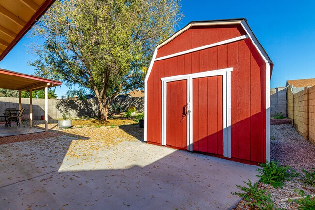 Building Photo - 21057 N 34th Dr