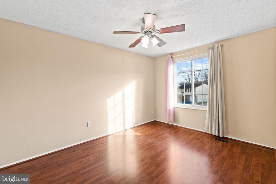 Building Photo - 8469 Rippled Creek Ct