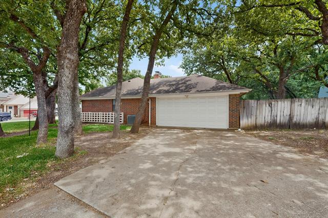 Building Photo - 7517 Crosstimbers Ln