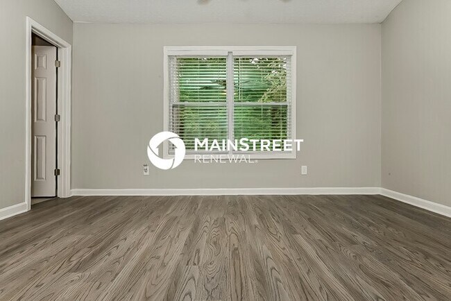 Building Photo - 3 Bedroom Pet-Friendly Home in Jonesboro, GA with Main Street Renewal