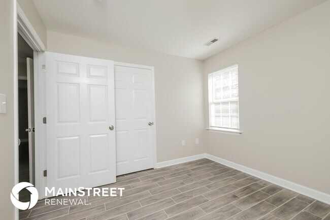 Building Photo - 4711 Eagle Path