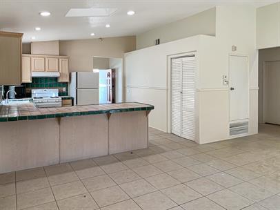 Building Photo - 54200 Avenida Ramirez