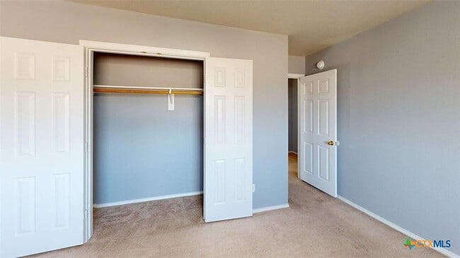 Building Photo - 701 Black Hills Trail