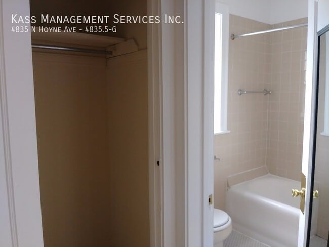 Building Photo - 4835 N Hoyne Ave