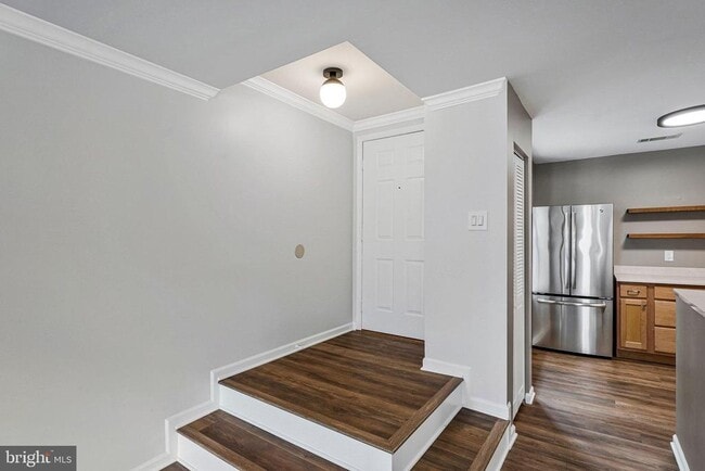 Building Photo - 2942 Yarling Ct