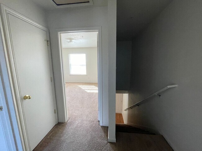 Building Photo - 3405 Atkinson Ave