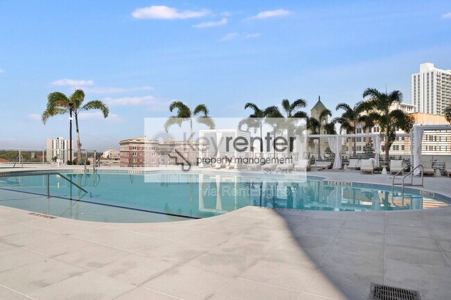 Building Photo - 400 Central Ave